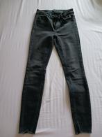 jeans broek maat S, Overige jeansmaten, Grijs, Ophalen of Verzenden, Zo goed als nieuw