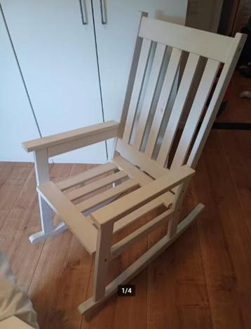 Schommelstoel beschikbaar voor biedingen