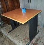 Bureau tafel 80x100 cm. MEWAF, Huis en Inrichting, Bureaus, Ophalen, In hoogte verstelbaar, Gebruikt, Bureau