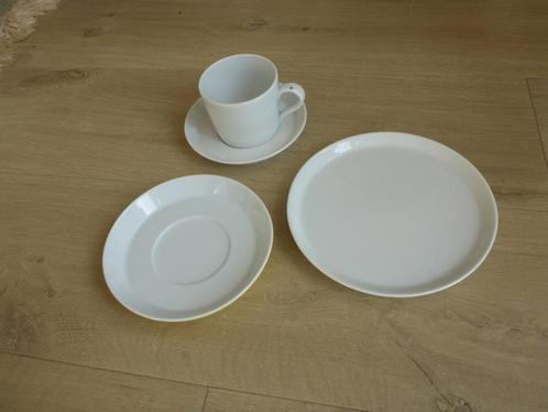 Serviesdelen Arzberg tric., Huis en Inrichting, Keuken | Servies, Zo goed als nieuw, Overige typen, Overige stijlen, Porselein