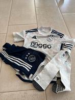 Ajax tenue maat 140 (9-10 jaar) gedragen + kousen nieuw, Ophalen of Verzenden, Zo goed als nieuw, Jongen