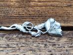 Antieke Art Nouveau zilveren broche” Poppy” gemerkt., Ophalen of Verzenden, Zo goed als nieuw, Zilver, Pandora