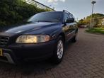 Volvo XC70 2.4 D5 AWD Geartronic 2006 Blauw, Automaat, 1800 kg, Beige, 193 €/maand
