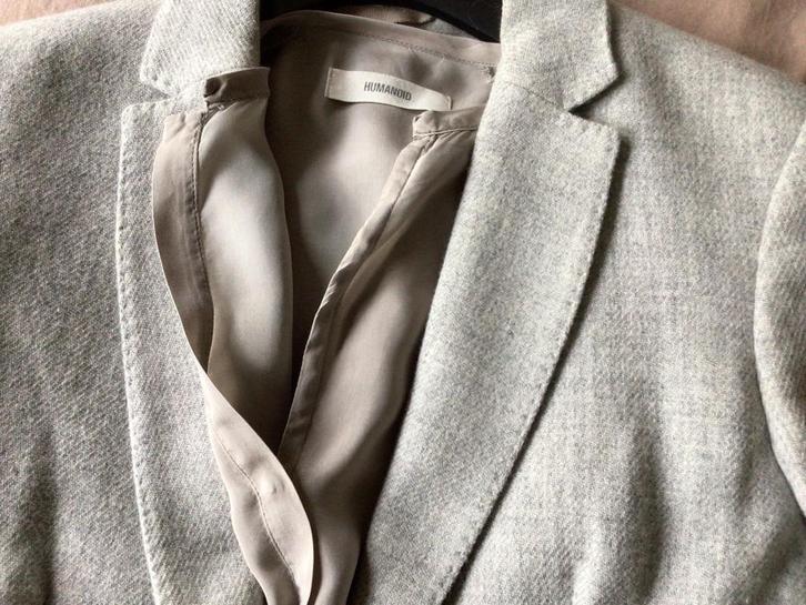 Mooie basic blouse Humanoid in taupe, Kleding | Dames, Blouses en Tunieken, Gedragen, Maat 38/40 (M), Ophalen of Verzenden