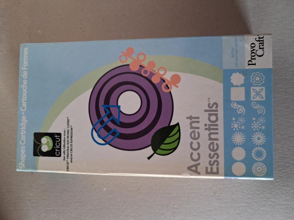 Cricut Accent Essentials Cartridge, Hobby en Vrije tijd, Scrapbooking, Ophalen of Verzenden, Zo goed als nieuw, Cartridge, Cricut