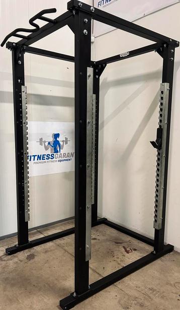 Technogym Olympic Power Rack Full Rack Black Power Cage beschikbaar voor biedingen