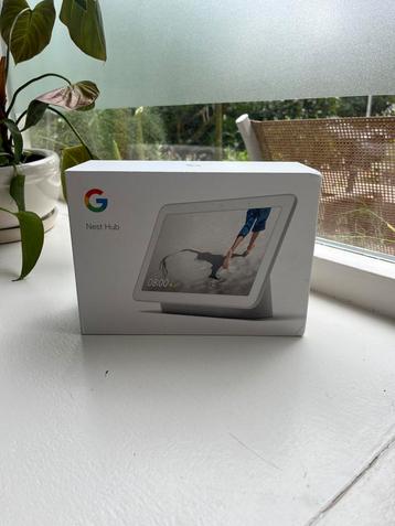 3x Google Nest Hub 1e gen beschikbaar voor biedingen
