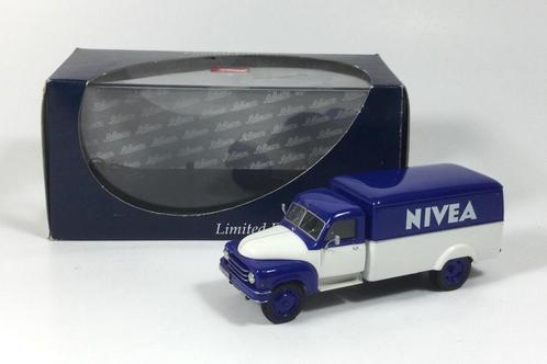 Schuco 1:43 Hanomag "Koffer-LKW" L28 (1950) Nivea, Hobby en Vrije tijd, Modelauto's | 1:43, Nieuw, Bus of Vrachtwagen, Schuco
