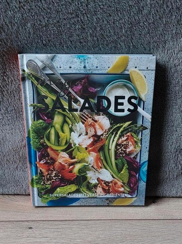 KOOKBOEK Mega SALADES🙂, Boeken, Kookboeken, Nieuw, Vegetarisch, Ophalen of Verzenden