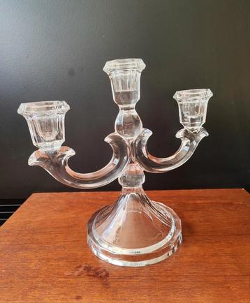 Sierlijke kristalglazen vintage kandelaar, 24x25 cm beschikbaar voor biedingen