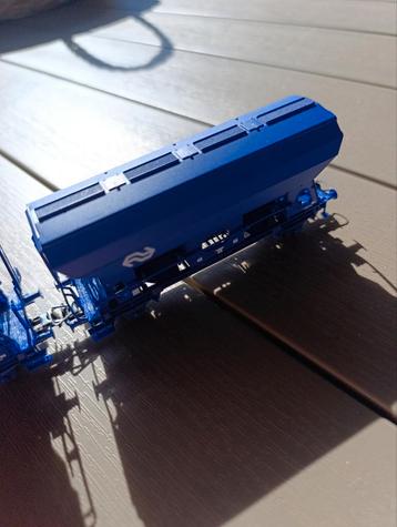 Roco NS graan wagons 2 stuks beschikbaar voor biedingen