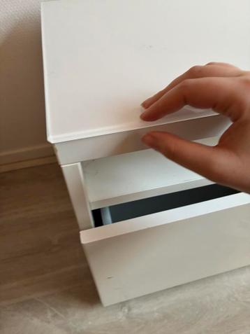 Besta Ikea meubel met glasplaat - afbeelding 7