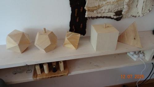 Grote houten veelvlakken  ;  kado idee ?, Antiek en Kunst, Curiosa en Brocante, Ophalen of Verzenden