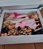 Barbie / kleding- vintage- schoenendoos vol- verzend ook!, Ophalen, Gebruikt, Fashion Doll