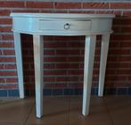 Mooie brocante sidetable wit halfrond, Huis en Inrichting, Tafels | Sidetables, Ophalen, Zo goed als nieuw, 25 tot 50 cm, Overige vormen