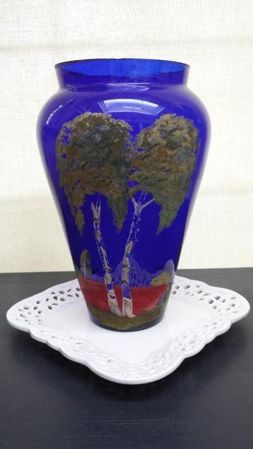 Grote VAAS van BLAUW Glas ~ met Afbeelding BERKENBOMEN beschikbaar voor biedingen
