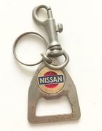 Vintage Nissan sleutelhanger - opener, Verzamelen, Ophalen of Verzenden, Zo goed als nieuw, Auto's