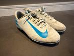 Voetbalschoenen maat 37 / 37,5, Ophalen of Verzenden, Gebruikt, Schoenen