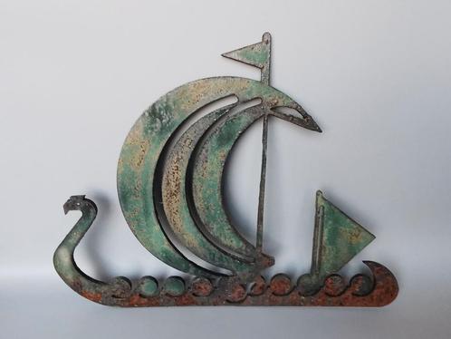 Wand sculptuur viking schip retro vintage Scandinavisch, Antiek en Kunst, Kunst | Designobjecten, Verzenden