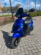 Piaggio zip Nieuwstraat!, Fietsen en Brommers, Scooters | Piaggio, Ophalen of Verzenden, Zo goed als nieuw