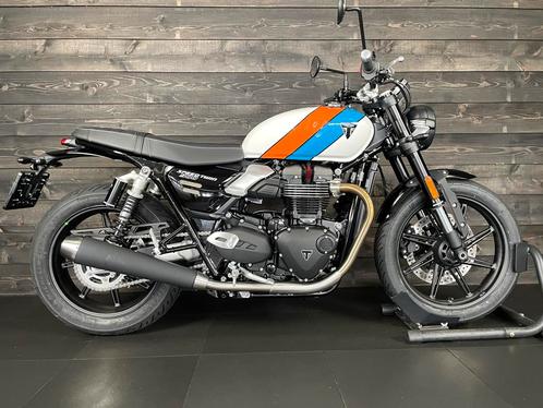 Triumph SPEED TWIN 900 MY25 PURE WHITE (bj 2025), Motoren, Motoren | Triumph, Bedrijf, Naked bike, meer dan 35 kW
