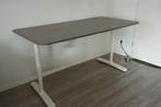 Pefect bureau 160 x 80 cm (omgeving Eindhoven), Huis en Inrichting, Bureaus, In hoogte verstelbaar, Zo goed als nieuw, Ophalen