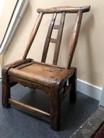 Decoratief laag elsen houten Chinees stoeltje, Ophalen