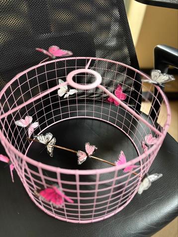 Roze lampenkap met vlinders | meisjes kamer | baby beschikbaar voor biedingen