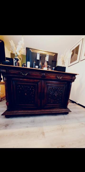 Dressoir/bar beschikbaar voor biedingen