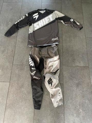 Crosspak Shift maat 34 / xl broek en shirt  beschikbaar voor biedingen