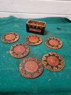 onderzetters hout in houder vintage, Ophalen of Verzenden, 'T Olde Gre-j, Info@toldegrej.nl, Endepoelstraat 20f Didam