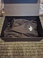 Adidas superstar made personal by Mark Gonzales, Overige kleuren, Nieuw, Ophalen of Verzenden, Sneakers of Gympen