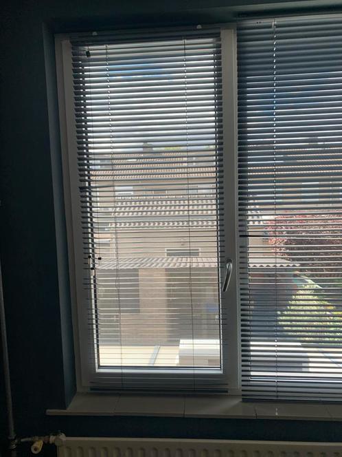 Grijze Luxaflex  - 288x195cm, Huis en Inrichting, Stoffering | Gordijnen en Lamellen, Gebruikt, 150 tot 200 cm, 200 cm of meer