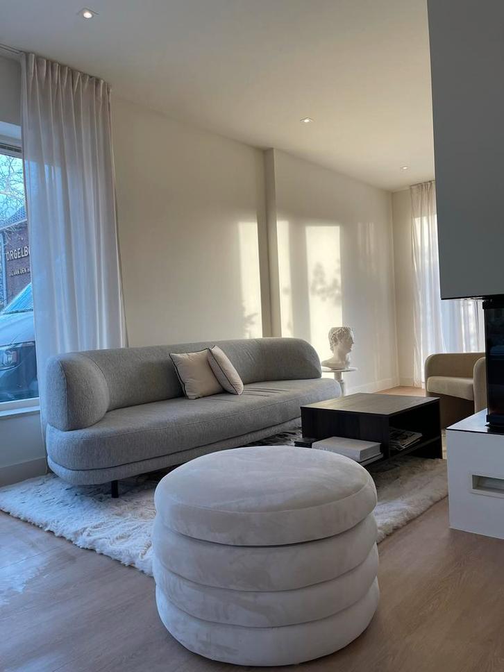 Bolia bank Grace 3,5 zits, Huis en Inrichting, Banken | Bankstellen, Zo goed als nieuw, Rechte bank, Driepersoons, 250 tot 300 cm