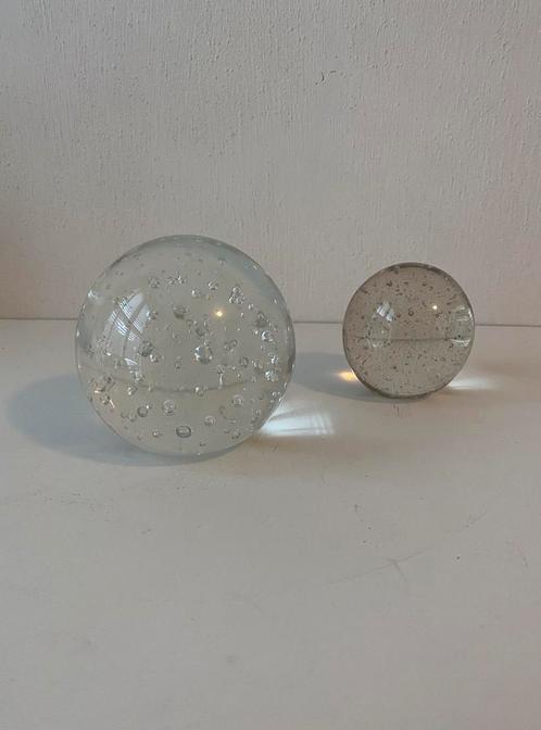 Glazen set presse papier bollen (2), Verzamelen, Retro, Huis en Inrichting, Ophalen of Verzenden