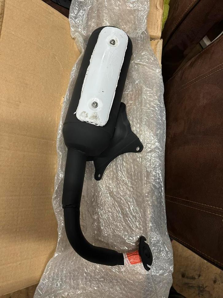 Nieuwe uitlaat Peugeot Ludix – standaard snel model 45 lm, Fietsen en Brommers, Brommeronderdelen | Scooters, Nieuw, Peugeot, Uitlaat