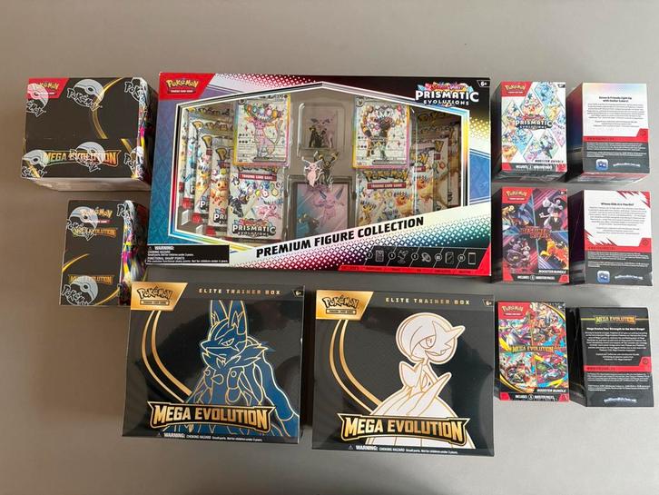 Diverse Pokémon Boxen oa mega en Phantasmal Flames, Hobby en Vrije tijd, Verzamelkaartspellen | Pokémon, Zo goed als nieuw, Meerdere kaarten