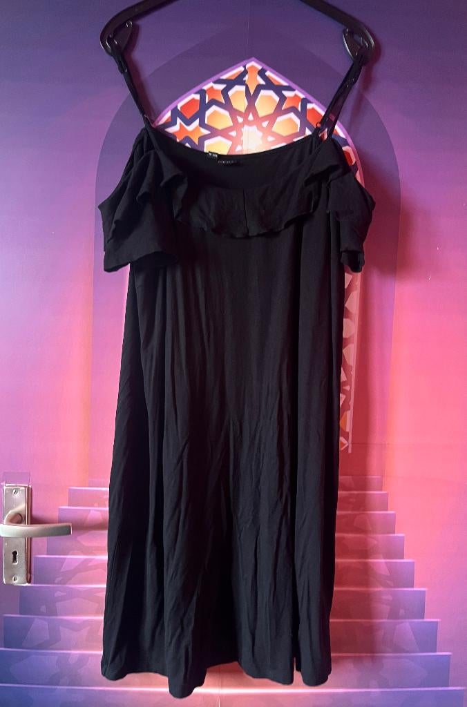 Mooie off shoulder a-lijn jurk met ruches 44/46 nu 16,99€, Kleding | Dames, Zwart, Maat 46/48 (XL) of groter, Ophalen of Verzenden