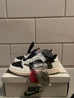 Jordan 1 Low Travis Scott Olive - Maat 37.5 - Nieuw, Ophalen of Verzenden, Nieuw, Zwart, Sneakers of Gympen
