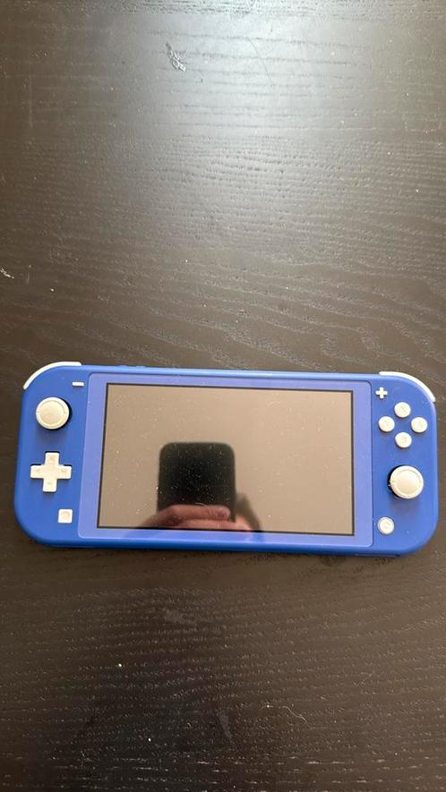 Nintendo Switch Lite Blauw GARANTIE, DOOS, LADER, ZGAN, Spelcomputers en Games, Spelcomputers | Nintendo Switch Lite, Zo goed als nieuw