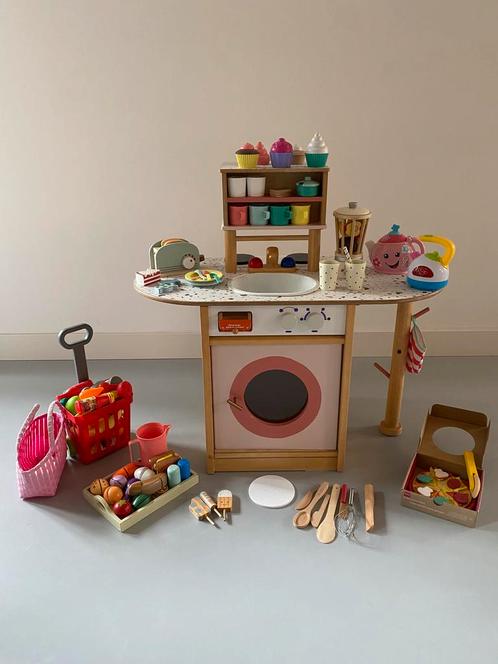 Speelkeuken compleet met toebehoren, Kinderen en Baby's, Speelgoed | Speelkeukens, Gebruikt, Hout, Ophalen