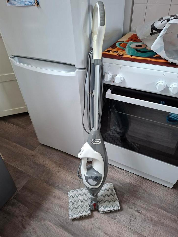Shark Stoomreiniger - Complete Set, Witgoed en Apparatuur, Stofzuigers, Gebruikt, Overige typen, Minder dan 1200 watt, Reservoir