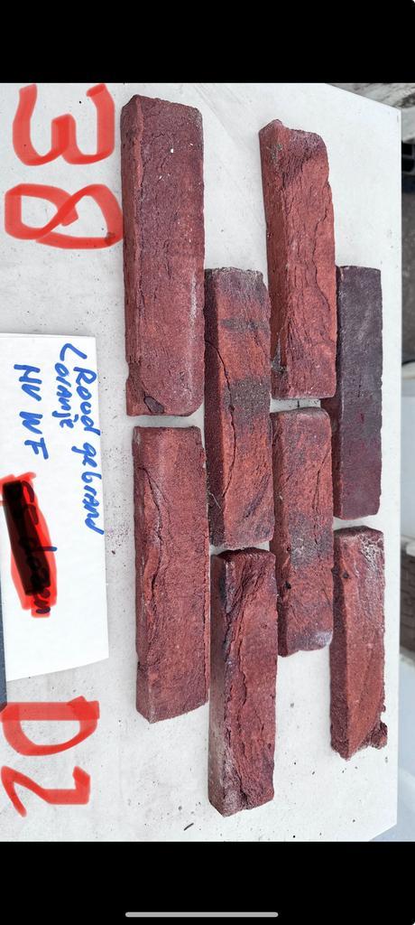 Mooi partij vecht formaat metselstenen./ en steen strips, Doe-het-zelf en Verbouw, Metselstenen, Zo goed als nieuw, Bakstenen