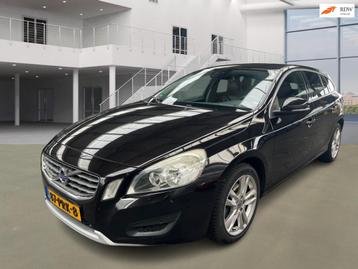 Volvo V60 1.6 T4 Momentum NAVI PSENSOR LEDER CRUISE 2 X SLEU beschikbaar voor biedingen