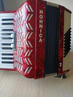 Een mooie accordeon Honica, Muziek en Instrumenten, Accordeons, Overige merken, 48-bas, Zo goed als nieuw, Toetsaccordeon