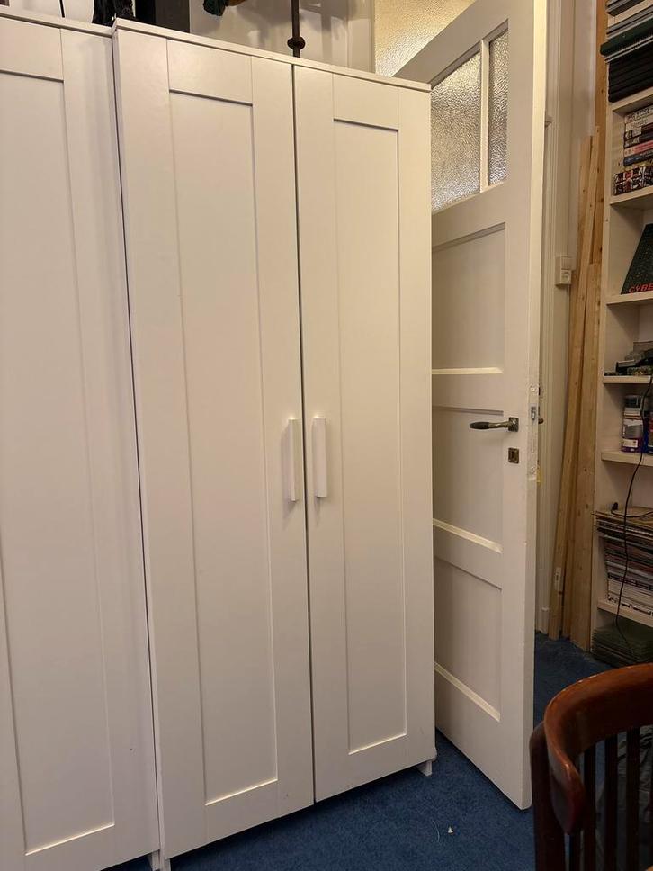 Kast in redelijke staat, Huis en Inrichting, Kasten | Kledingkasten, Gebruikt, 150 tot 200 cm, 50 tot 100 cm, 50 tot 75 cm, Met deur(en)