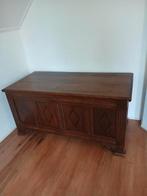 Antieke deken- of boekenkist, Ophalen