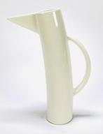 1027. Keramiek schenkkan "Oliver"- Kati Tuominen-Niittylä., Antiek en Kunst, Ophalen of Verzenden