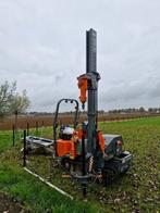 Professionele machinale montage van omheining hekwerk paard