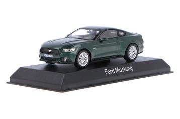 Ford Mustang GT 2015 Groen Schaal 1:43 Norev Ref. 270558 beschikbaar voor biedingen
